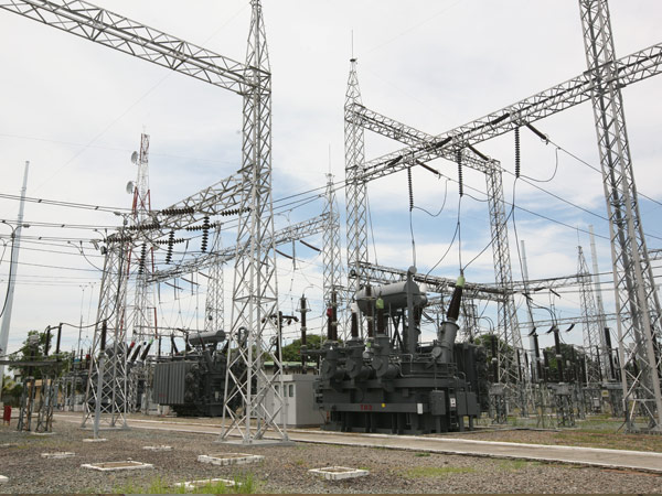 熱帶風(fēng)暴“鳳凰”登入菲律賓 輸電設(shè)備受損 熱帶風(fēng)暴“鳳凰”登入菲律賓 輸電設(shè)備受損